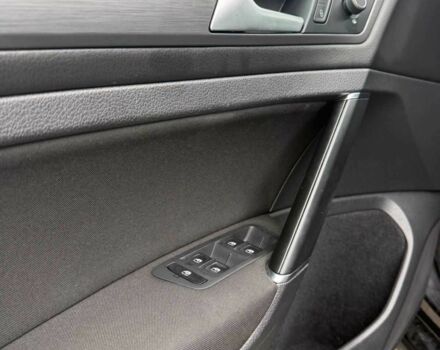 Чорний Фольксваген Гольф, об'ємом двигуна 1.4 л та пробігом 150 тис. км за 12500 $, фото 5 на Automoto.ua