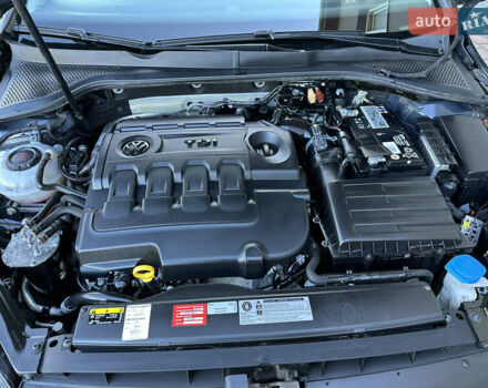 Черный Фольксваген Гольф, объемом двигателя 1.6 л и пробегом 238 тыс. км за 13700 $, фото 33 на Automoto.ua