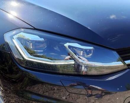 Черный Фольксваген Гольф, объемом двигателя 1.6 л и пробегом 105 тыс. км за 15999 $, фото 7 на Automoto.ua