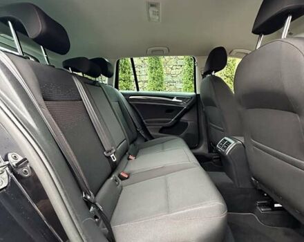 Черный Фольксваген Гольф, объемом двигателя 2 л и пробегом 230 тыс. км за 14999 $, фото 101 на Automoto.ua