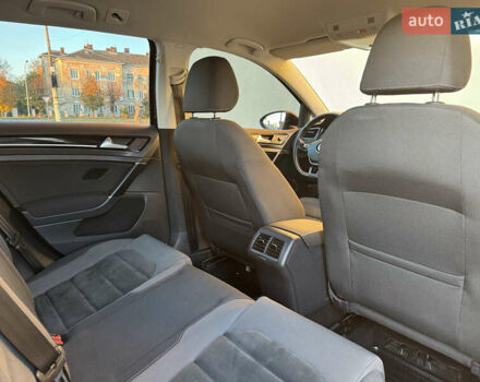 Фольксваген Гольф 2019 в Дрогобыче на Automoto.ua Черный Фольксваген Гольф, объемом двигателя 1.97 л и пробегом 202 тыс. км за 14999 $, фото 73 на Automoto.ua