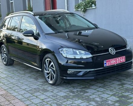 Черный Фольксваген Гольф, объемом двигателя 1.6 л и пробегом 137 тыс. км за 13700 $, фото 3 на Automoto.ua