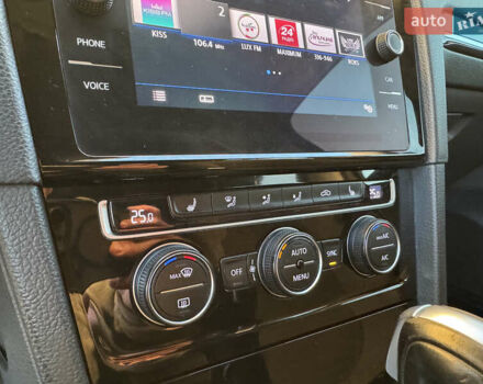 Фольксваген Гольф 2019 в Дрогобыче на Automoto.ua Черный Фольксваген Гольф, объемом двигателя 1.97 л и пробегом 202 тыс. км за 14999 $, фото 63 на Automoto.ua