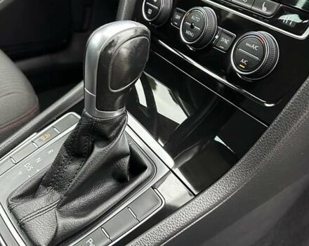 Черный Фольксваген Гольф, объемом двигателя 1.97 л и пробегом 230 тыс. км за 14999 $, фото 100 на Automoto.ua