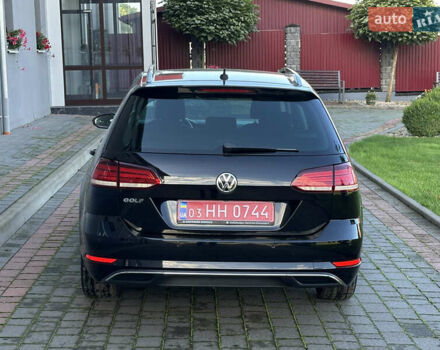 Черный Фольксваген Гольф, объемом двигателя 1.6 л и пробегом 238 тыс. км за 13700 $, фото 9 на Automoto.ua