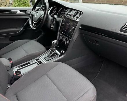 Черный Фольксваген Гольф, объемом двигателя 1.97 л и пробегом 230 тыс. км за 14999 $, фото 117 на Automoto.ua