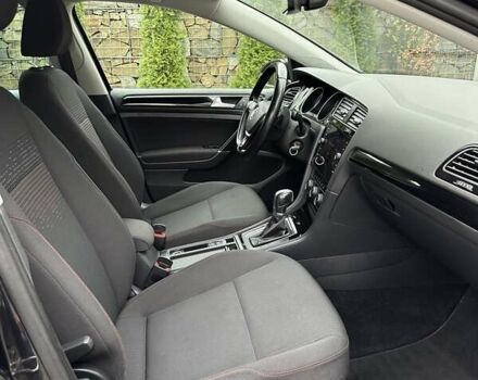 Черный Фольксваген Гольф, объемом двигателя 2 л и пробегом 230 тыс. км за 14999 $, фото 97 на Automoto.ua