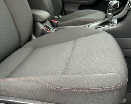 Черный Фольксваген Гольф, объемом двигателя 1.97 л и пробегом 230 тыс. км за 14999 $, фото 122 на Automoto.ua