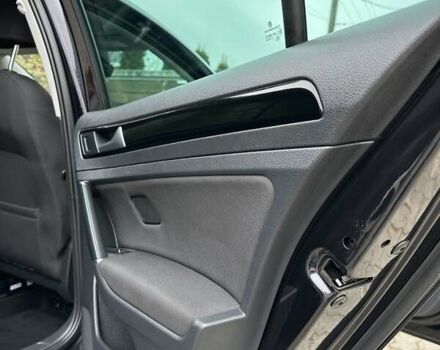 Черный Фольксваген Гольф, объемом двигателя 1.97 л и пробегом 230 тыс. км за 14999 $, фото 113 на Automoto.ua