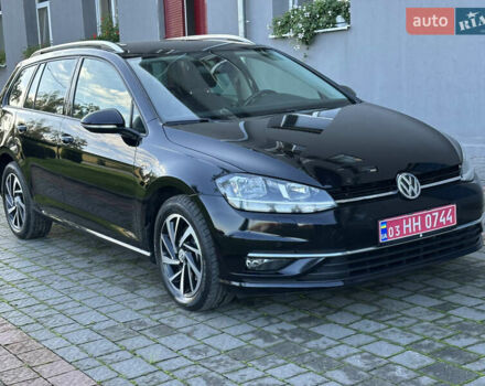 Черный Фольксваген Гольф, объемом двигателя 1.6 л и пробегом 238 тыс. км за 13700 $, фото 12 на Automoto.ua