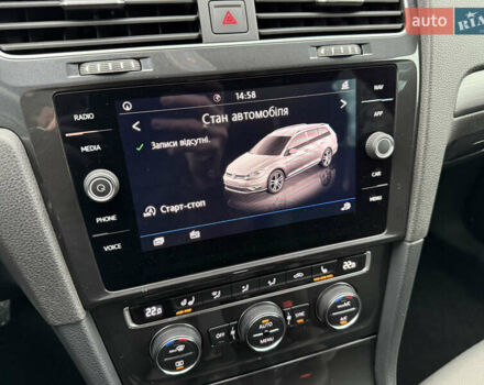 Чорний Фольксваген Гольф, об'ємом двигуна 2 л та пробігом 221 тис. км за 17900 $, фото 57 на Automoto.ua