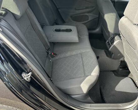 Чорний Фольксваген Гольф, об'ємом двигуна 2 л та пробігом 203 тис. км за 20500 $, фото 17 на Automoto.ua