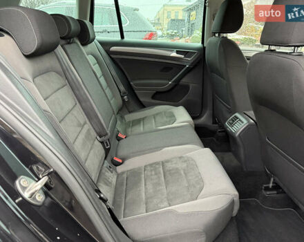 Чорний Фольксваген Гольф, об'ємом двигуна 2 л та пробігом 221 тис. км за 17900 $, фото 35 на Automoto.ua