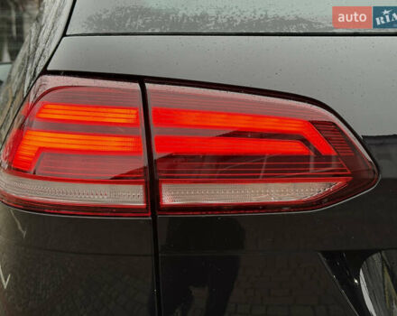 Чорний Фольксваген Гольф, об'ємом двигуна 2 л та пробігом 221 тис. км за 17900 $, фото 14 на Automoto.ua