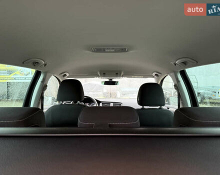 Чорний Фольксваген Гольф, об'ємом двигуна 2 л та пробігом 221 тис. км за 17900 $, фото 40 на Automoto.ua