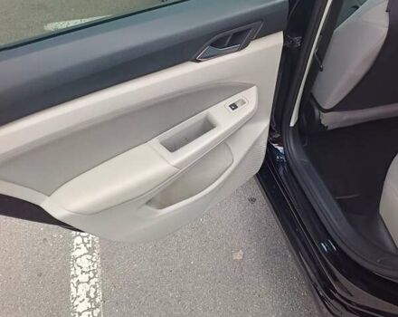 Черный Фольксваген Гольф, объемом двигателя 1.97 л и пробегом 169 тыс. км за 22000 $, фото 12 на Automoto.ua