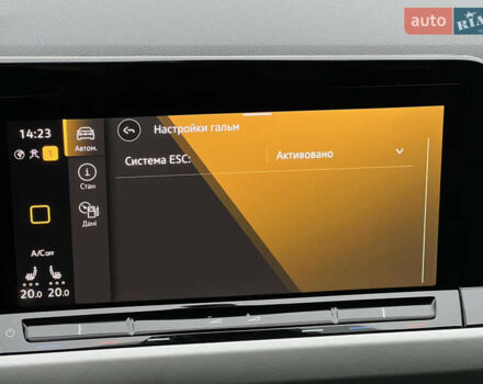 Черный Фольксваген Гольф, объемом двигателя 2 л и пробегом 157 тыс. км за 21806 $, фото 80 на Automoto.ua