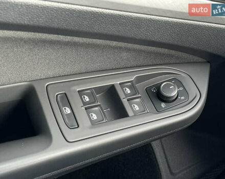 Чорний Фольксваген Гольф, об'ємом двигуна 2 л та пробігом 157 тис. км за 22029 $, фото 52 на Automoto.ua