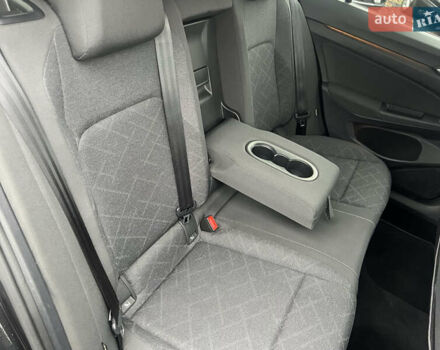 Черный Фольксваген Гольф, объемом двигателя 2 л и пробегом 157 тыс. км за 21806 $, фото 37 на Automoto.ua