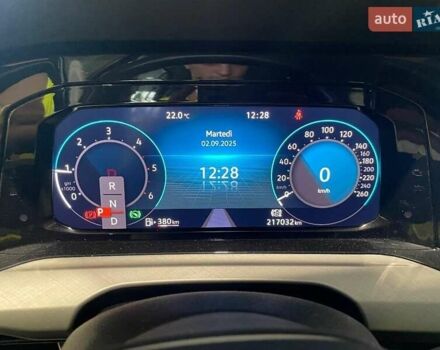 Черный Фольксваген Гольф, объемом двигателя 1.97 л и пробегом 217 тыс. км за 19000 $, фото 6 на Automoto.ua