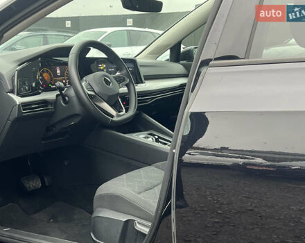 Черный Фольксваген Гольф, объемом двигателя 2 л и пробегом 157 тыс. км за 21806 $, фото 22 на Automoto.ua