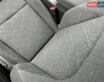 Черный Фольксваген Гольф, объемом двигателя 2 л и пробегом 157 тыс. км за 21806 $, фото 26 на Automoto.ua