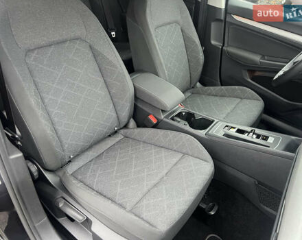 Черный Фольксваген Гольф, объемом двигателя 2 л и пробегом 157 тыс. км за 21806 $, фото 42 на Automoto.ua