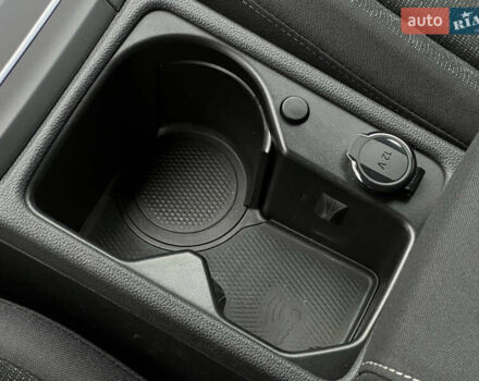 Черный Фольксваген Гольф, объемом двигателя 2 л и пробегом 157 тыс. км за 21806 $, фото 54 на Automoto.ua