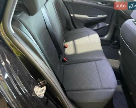 Черный Фольксваген Гольф, объемом двигателя 1.97 л и пробегом 217 тыс. км за 19000 $, фото 12 на Automoto.ua