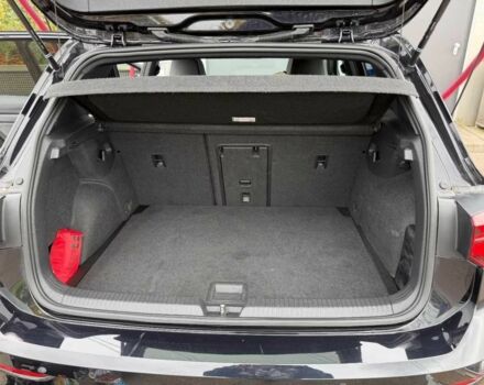 Черный Фольксваген Гольф, объемом двигателя 1.5 л и пробегом 45 тыс. км за 19000 $, фото 6 на Automoto.ua