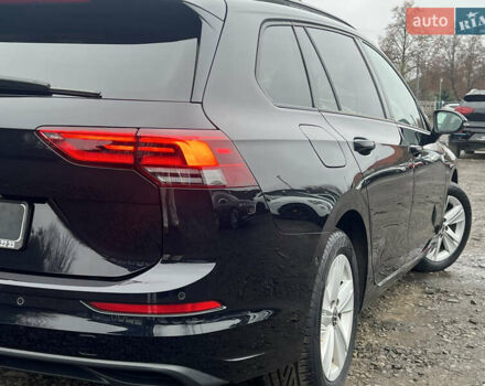 Черный Фольксваген Гольф, объемом двигателя 2 л и пробегом 157 тыс. км за 21806 $, фото 12 на Automoto.ua