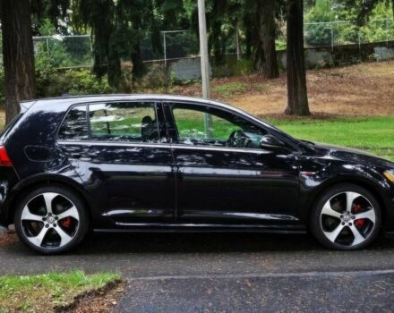 Черный Фольксваген Гольф, объемом двигателя 2 л и пробегом 79 тыс. км за 9500 $, фото 3 на Automoto.ua