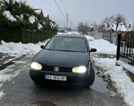 Черный Фольксваген Гольф, объемом двигателя 1.6 л и пробегом 260 тыс. км за 4200 $, фото 2 на Automoto.ua