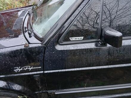 Черный Фольксваген Гольф, объемом двигателя 0 л и пробегом 300 тыс. км за 550 $, фото 1 на Automoto.ua