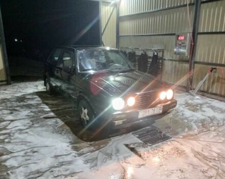 Черный Фольксваген Гольф, объемом двигателя 1.6 л и пробегом 175 тыс. км за 1200 $, фото 1 на Automoto.ua