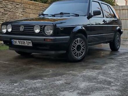 Черный Фольксваген Гольф, объемом двигателя 1.27 л и пробегом 485 тыс. км за 2100 $, фото 1 на Automoto.ua