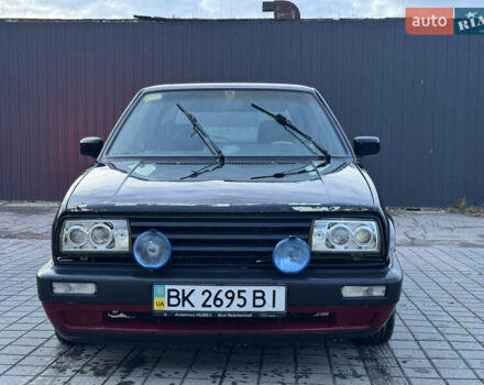 Чорний Фольксваген Гольф, об'ємом двигуна 1.8 л та пробігом 100 тис. км за 1000 $, фото 1 на Automoto.ua