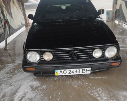 Черный Фольксваген Гольф, объемом двигателя 1.6 л и пробегом 300 тыс. км за 1300 $, фото 1 на Automoto.ua