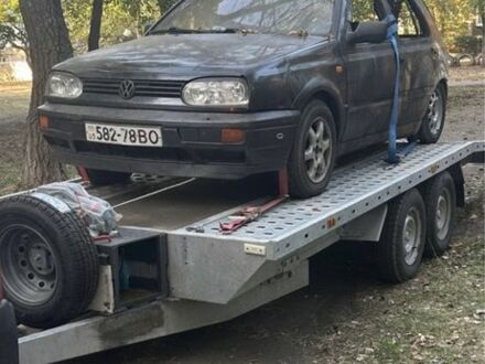 Чорний Фольксваген Гольф, об'ємом двигуна 1.8 л та пробігом 170 тис. км за 650 $, фото 1 на Automoto.ua