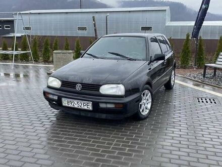 Черный Фольксваген Гольф, объемом двигателя 0 л и пробегом 320 тыс. км за 2600 $, фото 1 на Automoto.ua