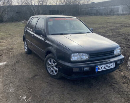 Черный Фольксваген Гольф, объемом двигателя 1.78 л и пробегом 290 тыс. км за 2200 $, фото 1 на Automoto.ua