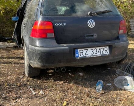 Черный Фольксваген Гольф, объемом двигателя 1.9 л и пробегом 100 тыс. км за 500 $, фото 1 на Automoto.ua