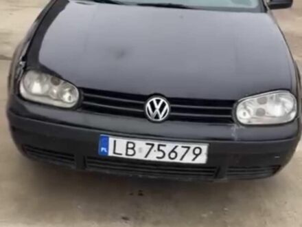 Черный Фольксваген Гольф, объемом двигателя 6 л и пробегом 300 тыс. км за 1300 $, фото 1 на Automoto.ua