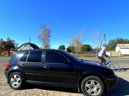 Фольксваген Гольф 1999 в Лозовой на Automoto.ua Черный Фольксваген Гольф, объемом двигателя 1.6 л и пробегом 300 тыс. км за 3600 $, фото 1 на Automoto.ua