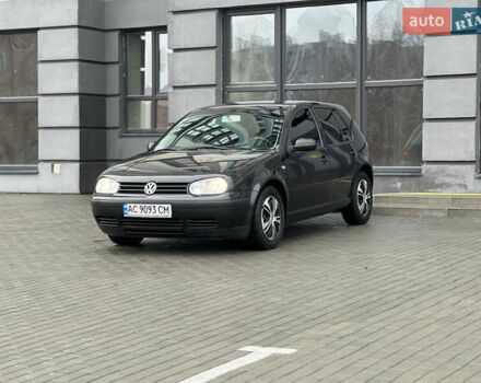 Чорний Фольксваген Гольф, об'ємом двигуна 1.39 л та пробігом 250 тис. км за 2800 $, фото 1 на Automoto.ua