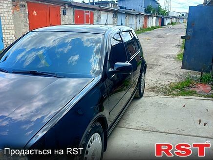 Черный Фольксваген Гольф, объемом двигателя 1.6 л и пробегом 205 тыс. км за 4300 $, фото 1 на Automoto.ua