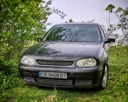 Черный Фольксваген Гольф, объемом двигателя 1.9 л и пробегом 309 тыс. км за 4000 $, фото 1 на Automoto.ua