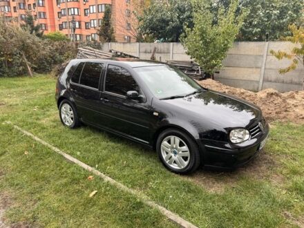 Черный Фольксваген Гольф, объемом двигателя 1.6 л и пробегом 240 тыс. км за 4300 $, фото 1 на Automoto.ua