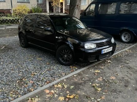 Черный Фольксваген Гольф, объемом двигателя 2 л и пробегом 35 тыс. км за 3700 $, фото 1 на Automoto.ua