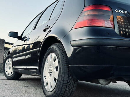 Чорний Фольксваген Гольф, об'ємом двигуна 1.39 л та пробігом 206 тис. км за 4000 $, фото 1 на Automoto.ua